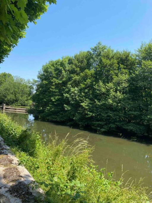 Les Rives De L'Indre. Parking Gratuit. Lit 160Cm Leilighet Châteauroux Eksteriør bilde
